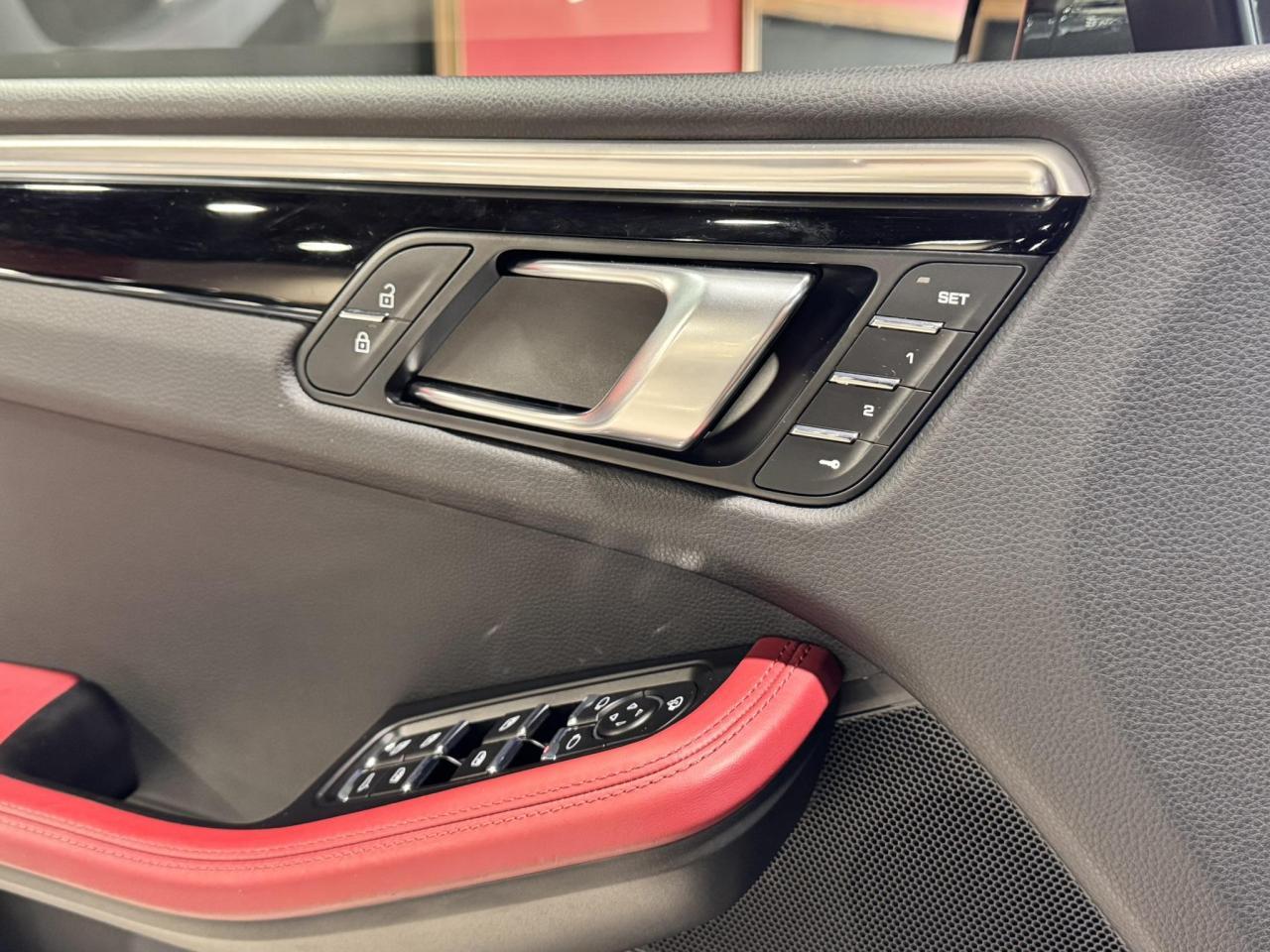 Porsche Macan S 