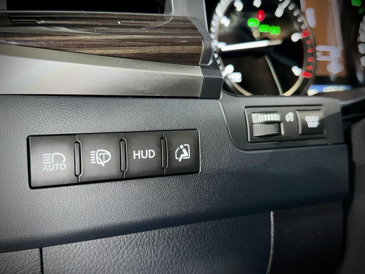 LEXUS LX570 2021