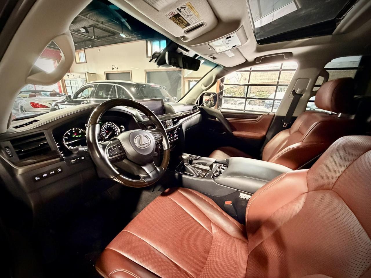 LEXUS LX570 2021